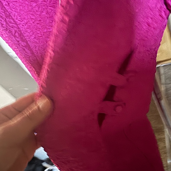 YAS Crinkle Dress (Fuschsia) - Picture 8 of 10